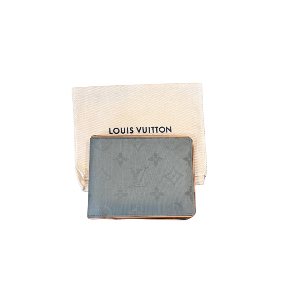 Louis Vuitton Bifold Wallet